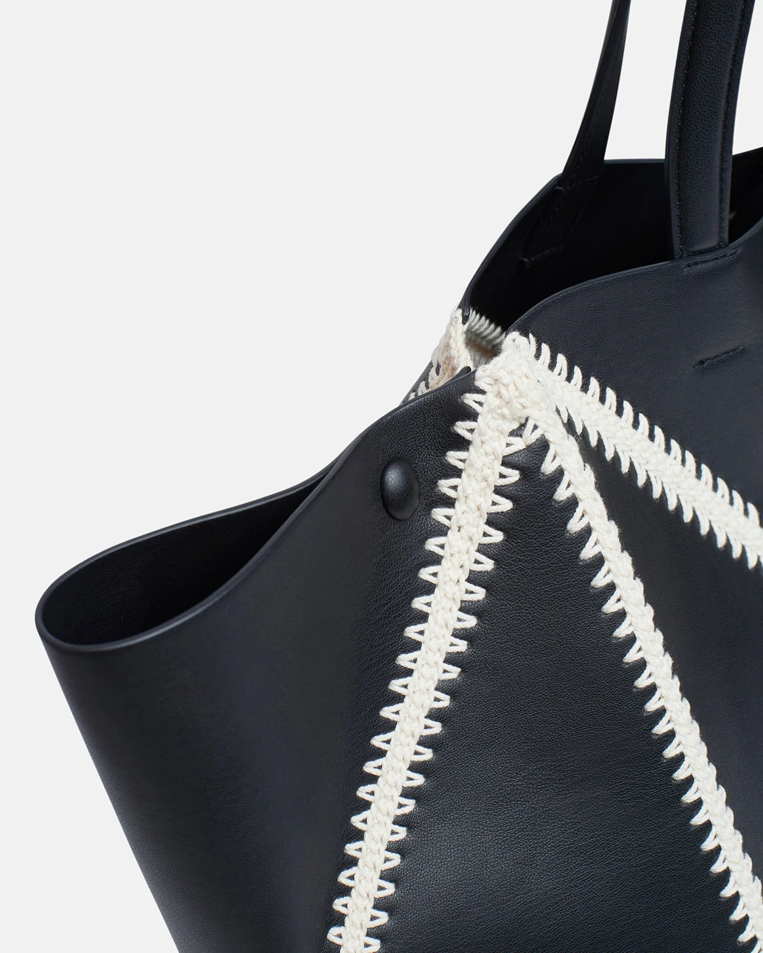 Origami Tote - Alt-Nappa crochet tote - Black/Crème - Image 3