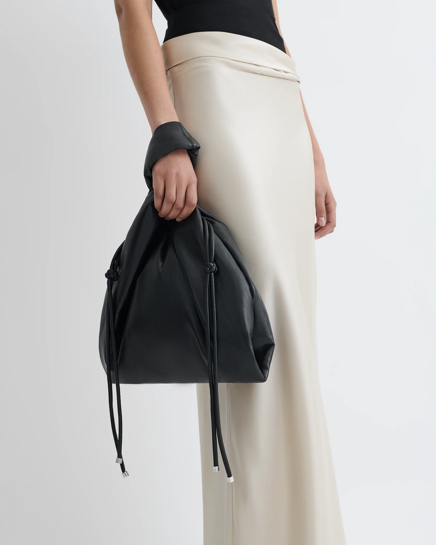 Jen Drawstring - Okobor™ bag - Black - Image 6