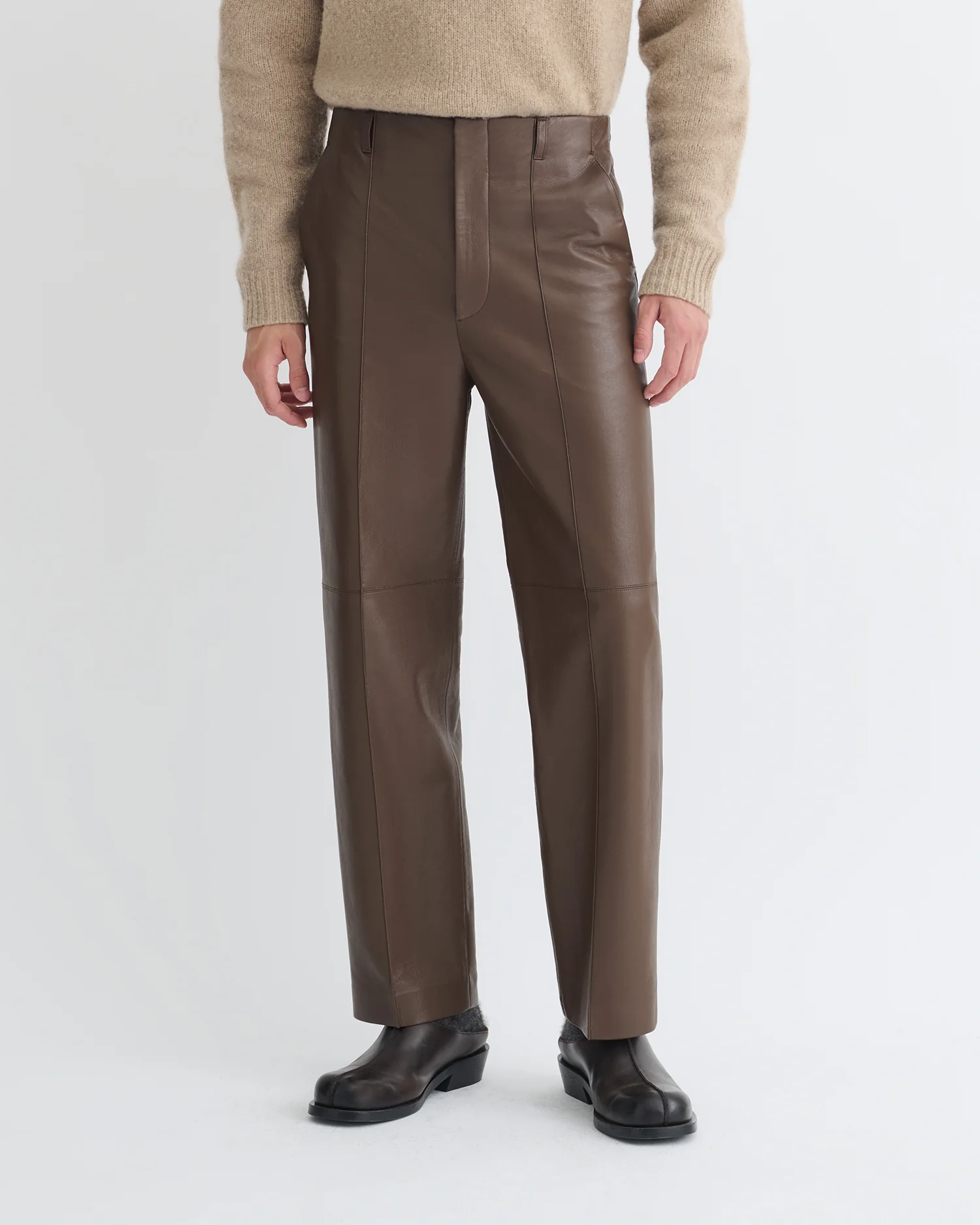 Stellan - Regenerated Leather Straight-Leg Pants - Chocolate - Image 4