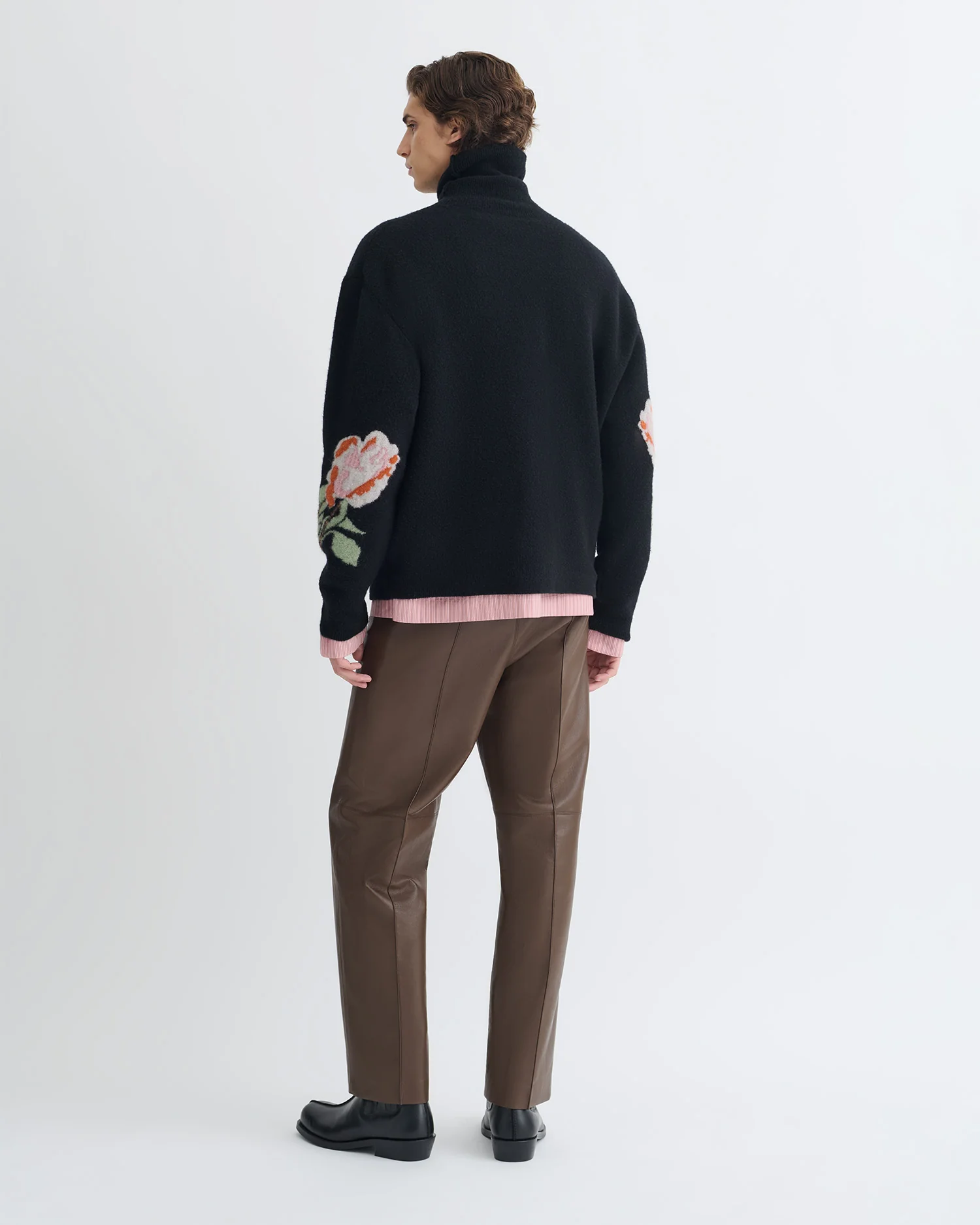 Frannie - Turtleneck Sweater - Black/Roses - Image 7