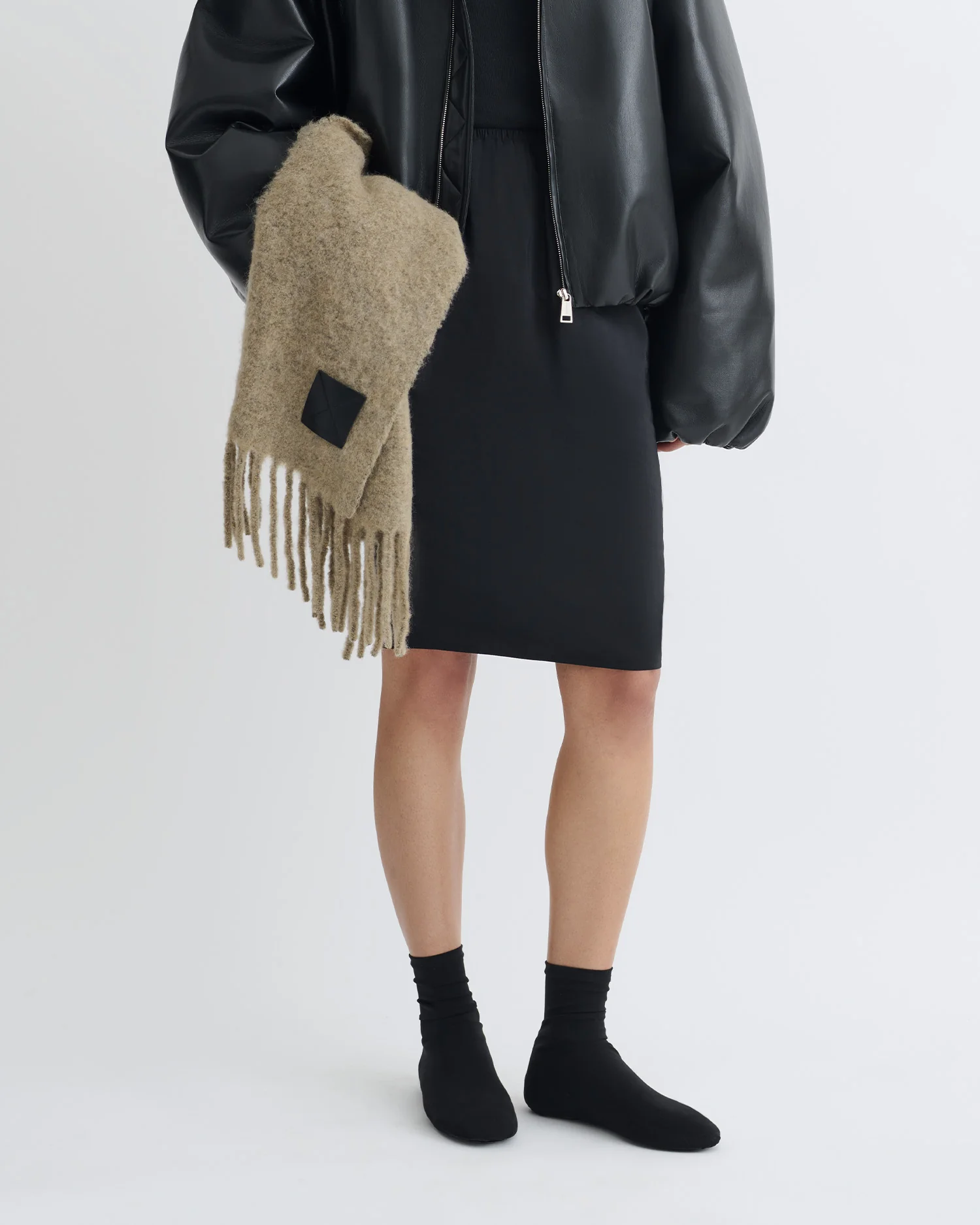 Kaiya - Glass Poplin Skirt - Black - Image 4