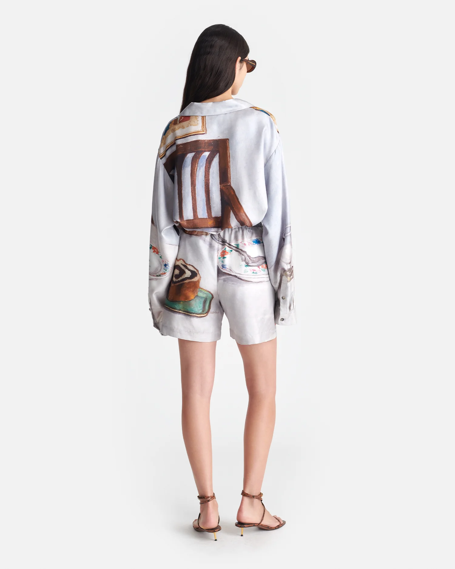 Anne - Printed Silk Twill Shorts - Poppyseed Cake - Image 3