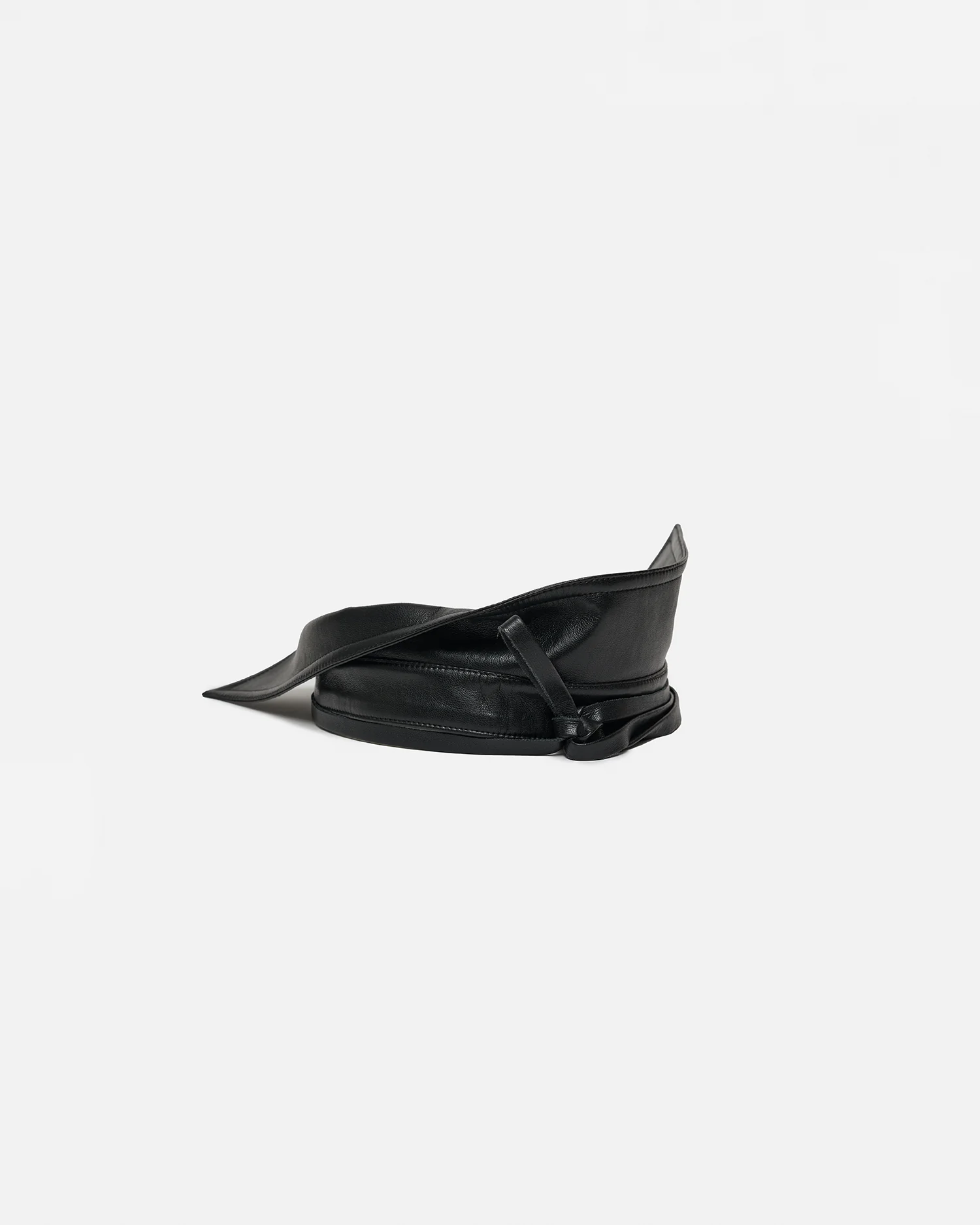 Evora - Leather belt - Black