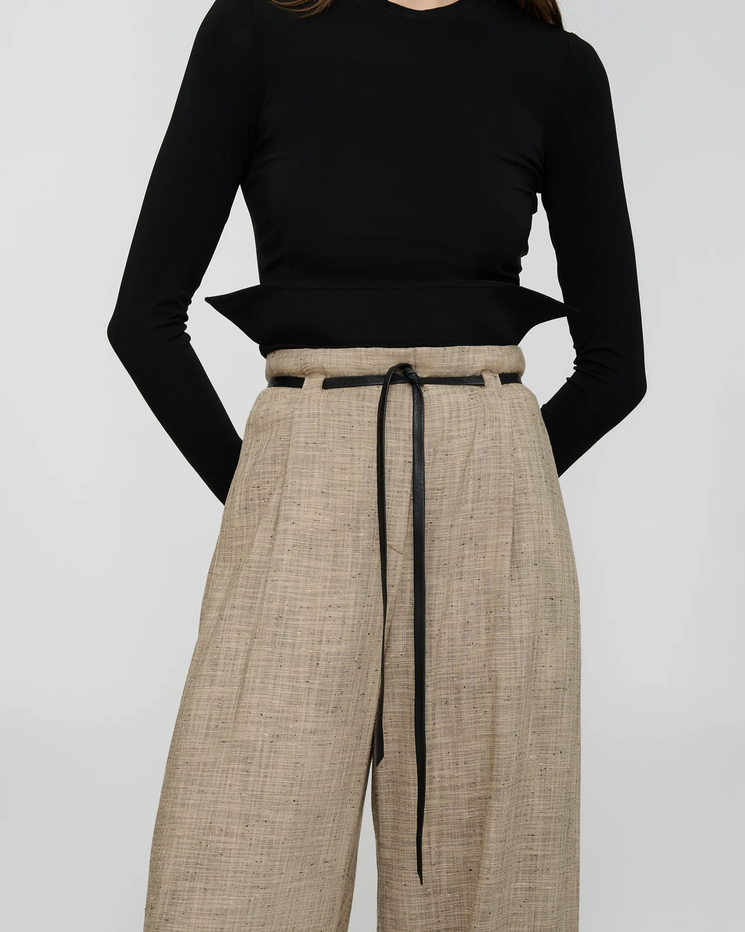 Raveen - Top - Black - Image 2